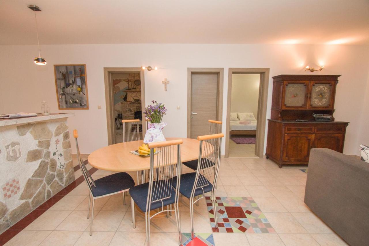 Kuca Za Odmor Maka Villa Kučiće Eksteriør bilde